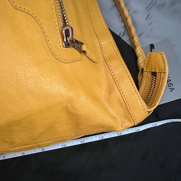 Authentic Preloved Balenciaga - Picture 10 of 12